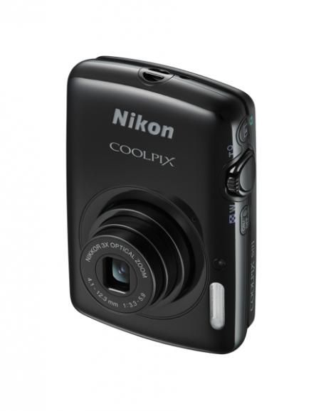 Stylish: Nikon Coolpix S01