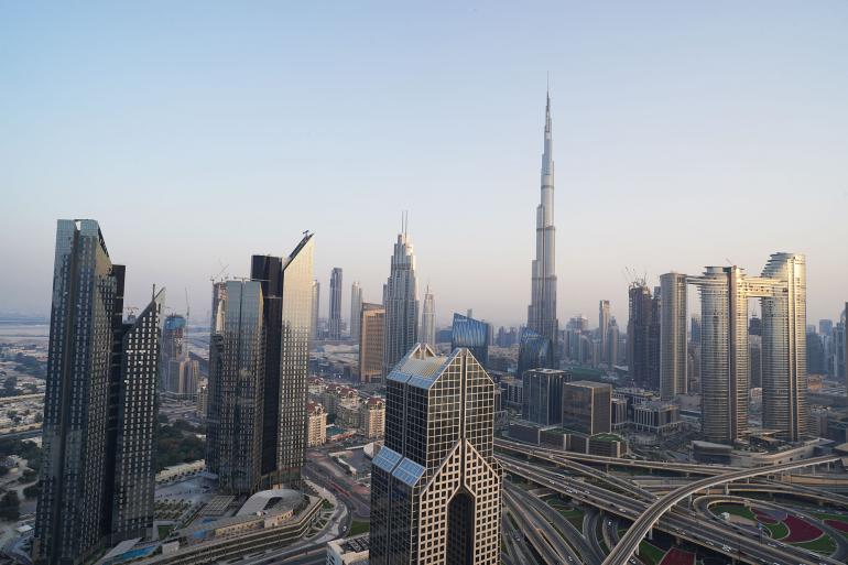 Blick auf Dubais Skyline.