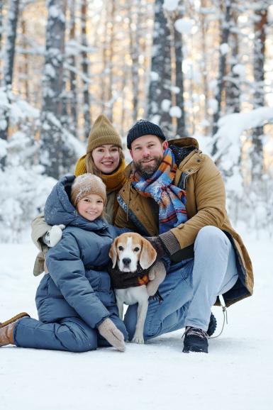 Familienfoto mit Hund