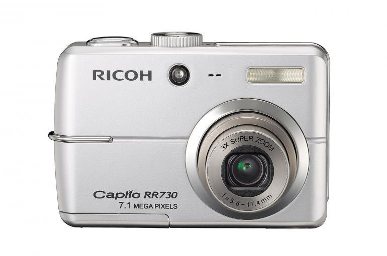 RICOH Caplio RR730